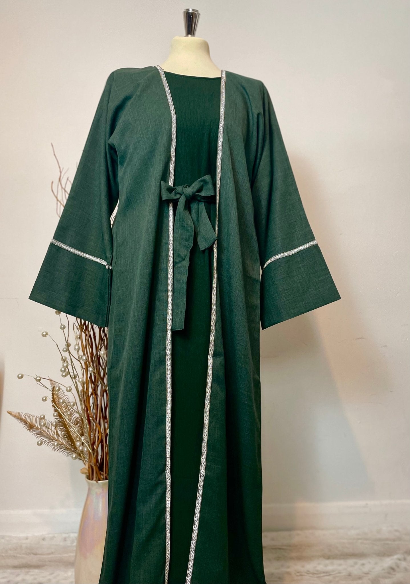 Plain Linen Abaya - 4 Piece Set in Green - Rouh London