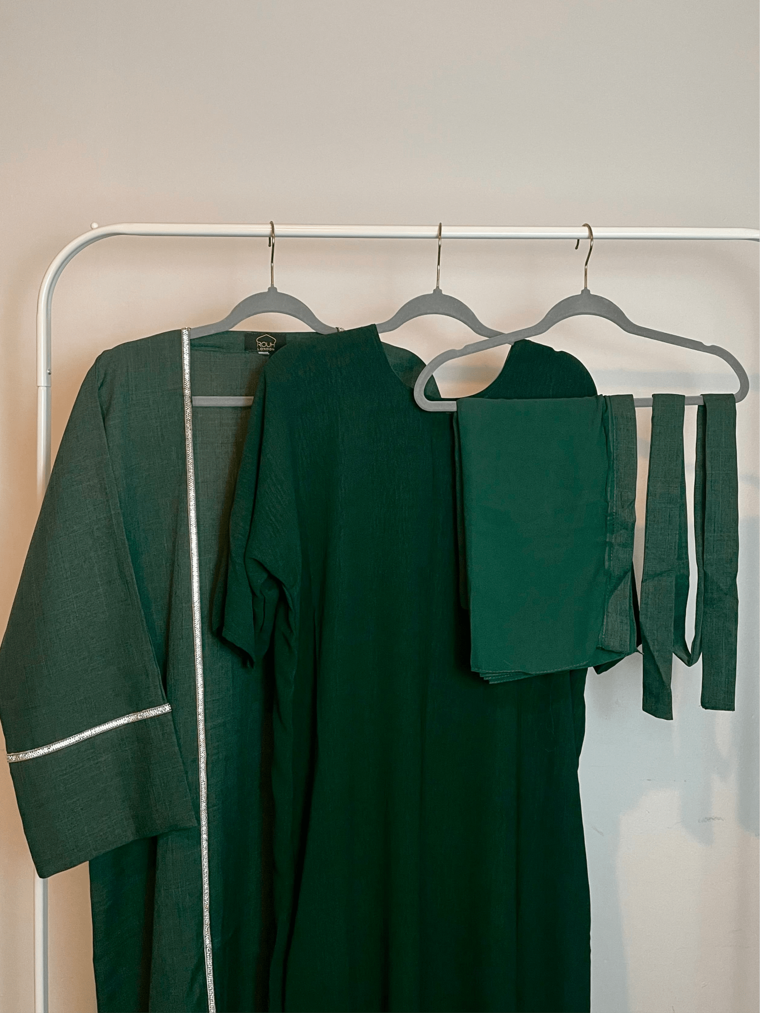 Plain Linen Abaya - 4 Piece Set in Green - Rouh London